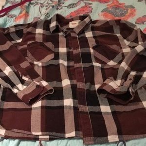 Men’s Levi’s flannel shirt